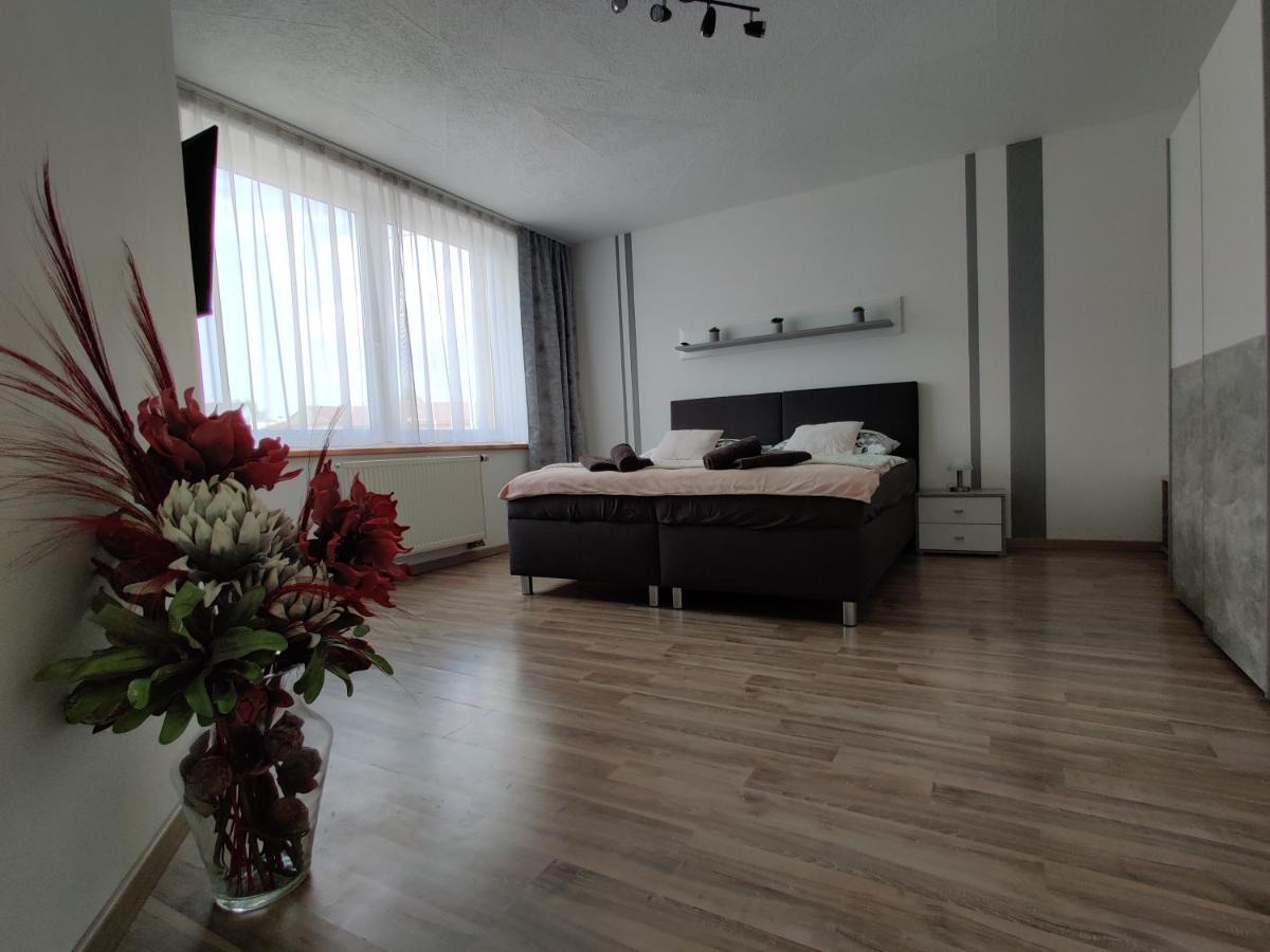 Apartmany V Nasem Olomouc Exteriör bild